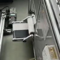 有一台面膜折叠机要出售，设备在浙江，能用上的联系